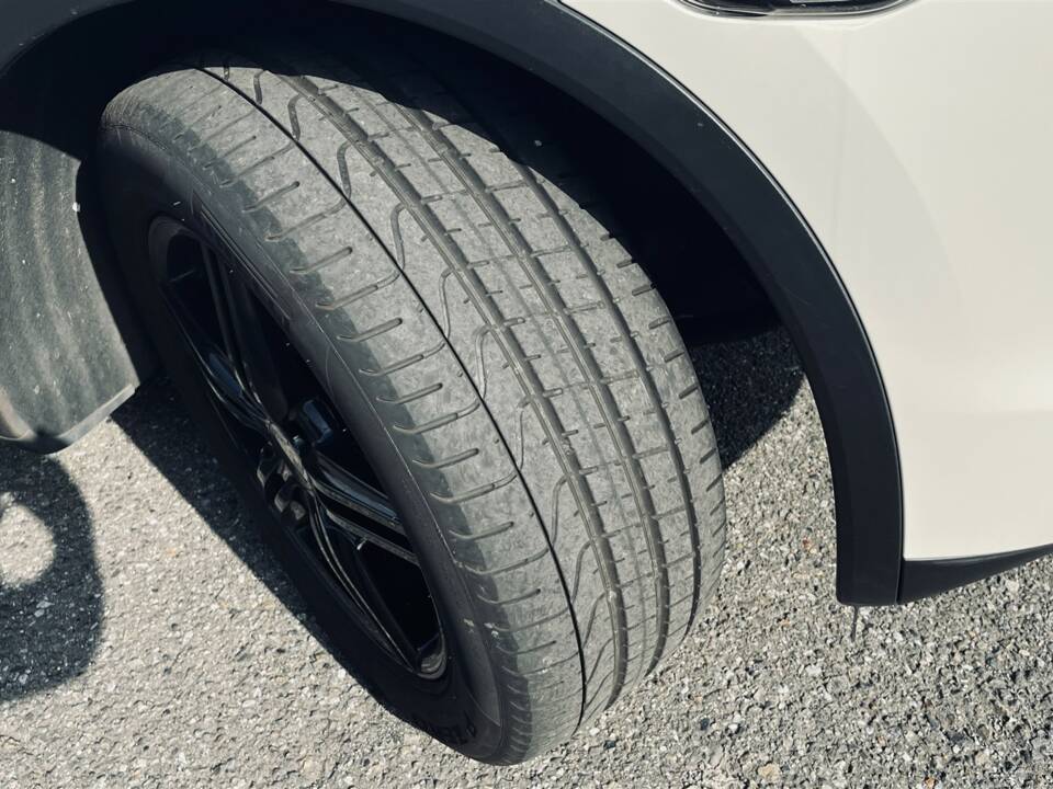 Bild 48/61 von Porsche Cayenne S (2010)