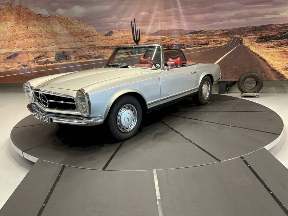 Bild 12/36 von Mercedes-Benz 280 SL (1970)
