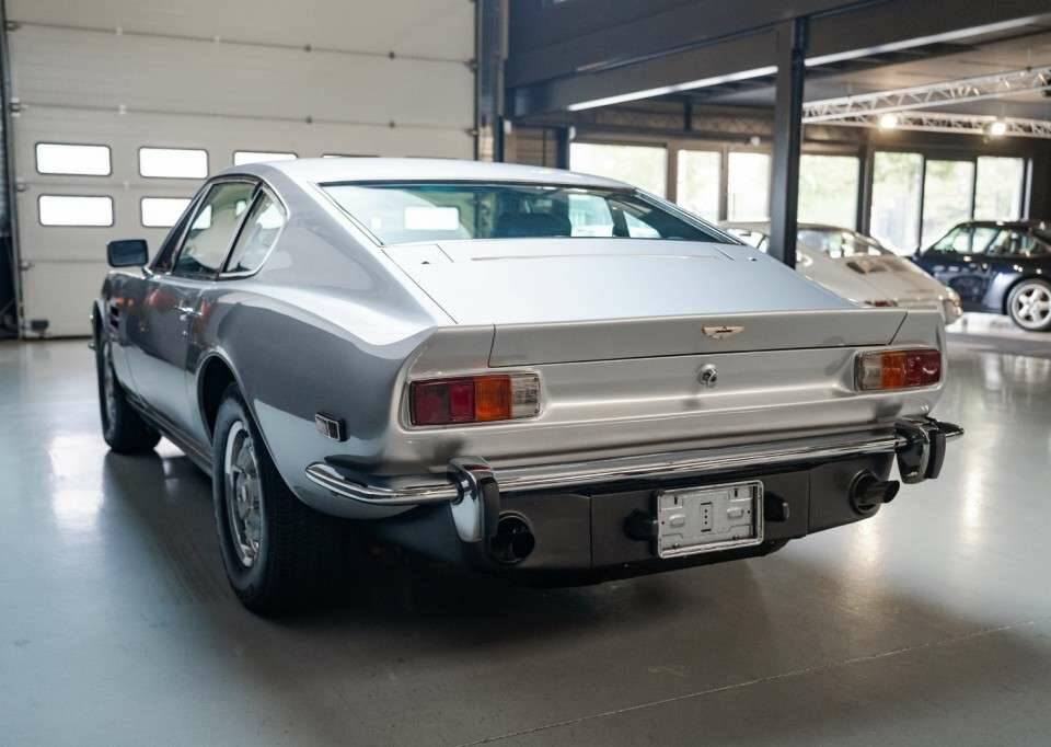 Bild 37/50 von Aston Martin V8 (1978)