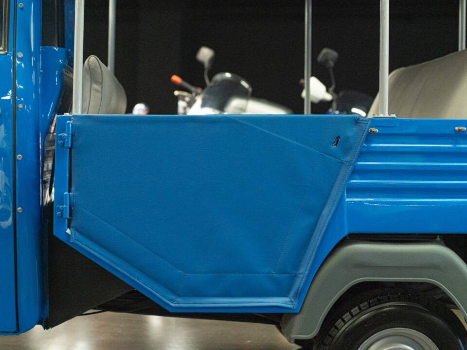 Bild 10/29 von Piaggio Vespa APE 600 MP (1976)