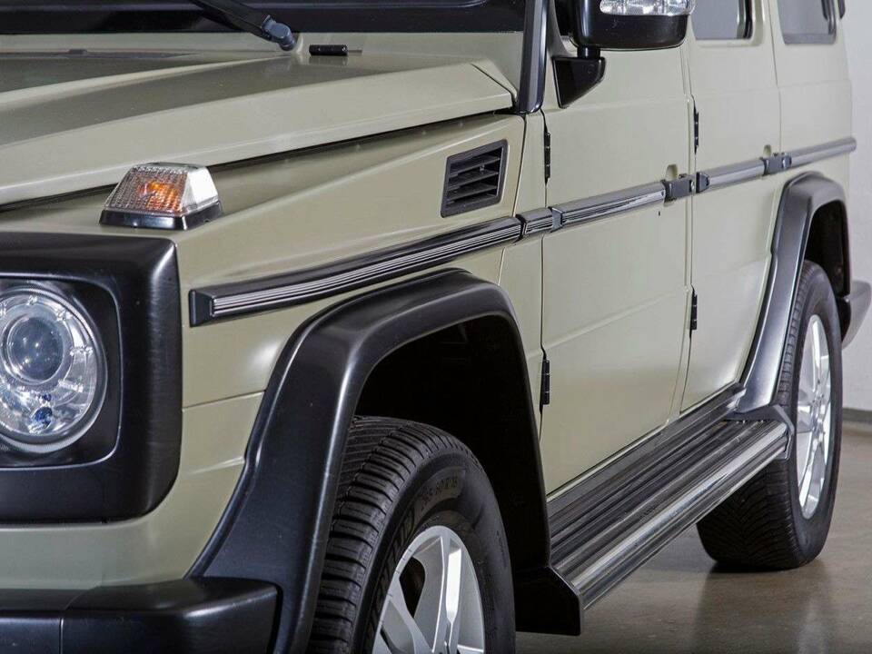 Immagine 3/19 di Mercedes-Benz G 500 (LWB) (2012)