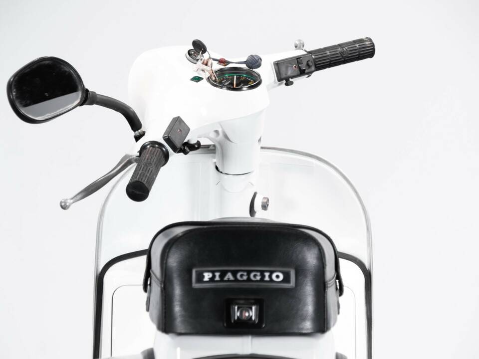 Image 20/50 of Piaggio DUMMY (1980)