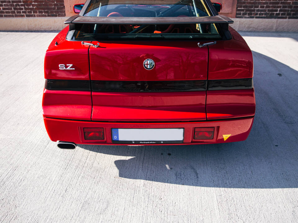 Imagen 21/56 de Alfa Romeo SZ (1993)