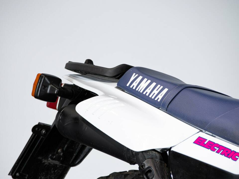 Bild 34/50 von Yamaha DUMMY (1995)