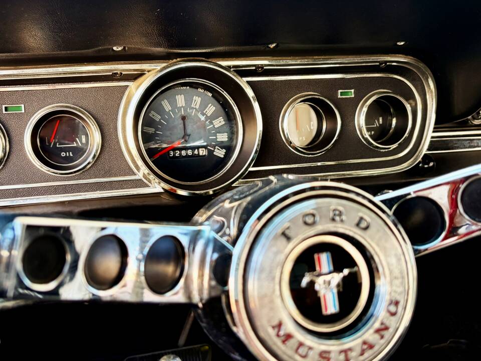 Image 13/18 of Ford Mustang 289 (1965)