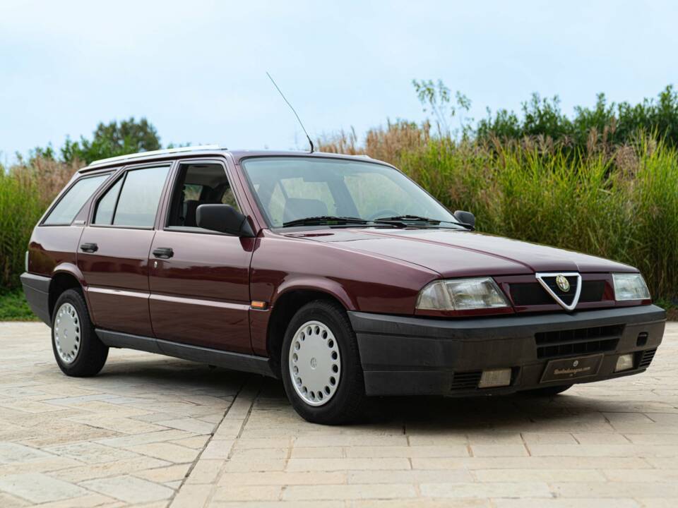 Image 2/50 of Alfa Romeo 33 - 1.3 Sportwagon 4x4 (1992)