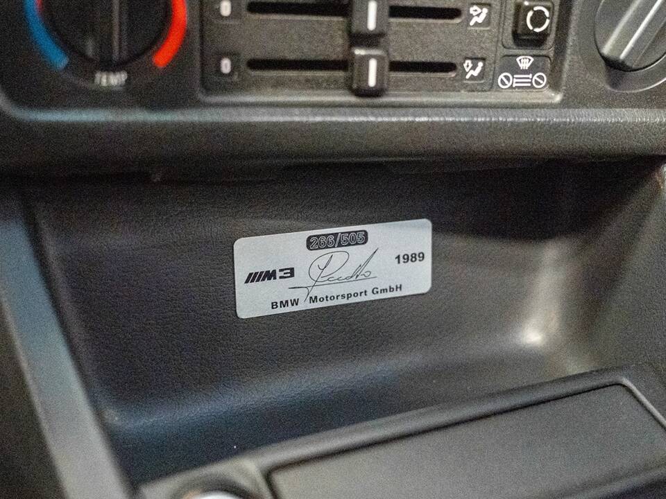 Afbeelding 35/54 van BMW M3 Cecotto (1989)