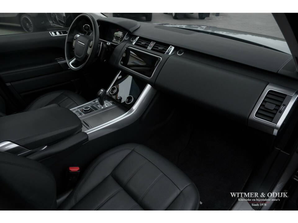 Image 11/39 of Land Rover Range Rover Sport P400e PHEV (2020)