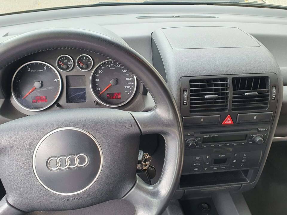 Bild 22/39 von Audi A2 1.4 TDI (2002)