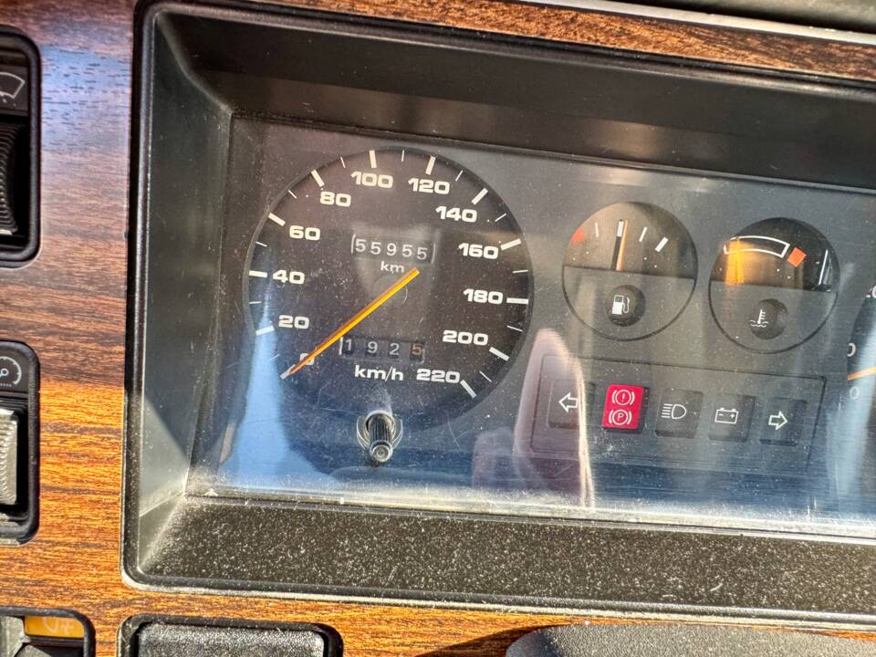 Image 11/15 of Ford Granada Turnier 2.8 (1984)