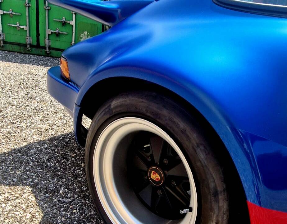 Image 9/16 de Porsche 911 RSR 3.0 (1974)