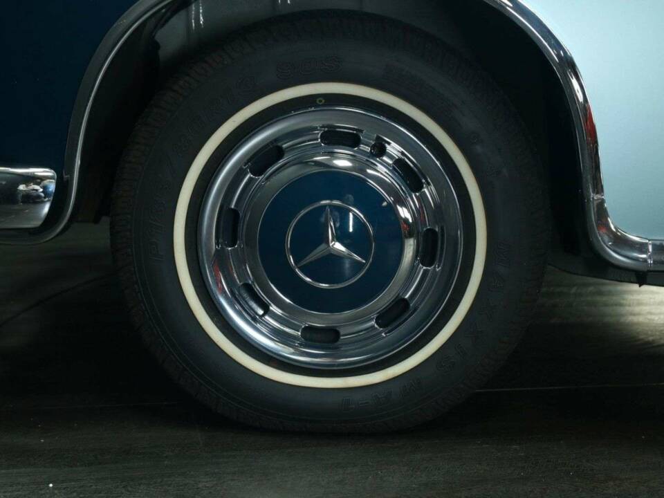 Afbeelding 47/50 van Mercedes-Benz 220 S Cabriolet (1957)