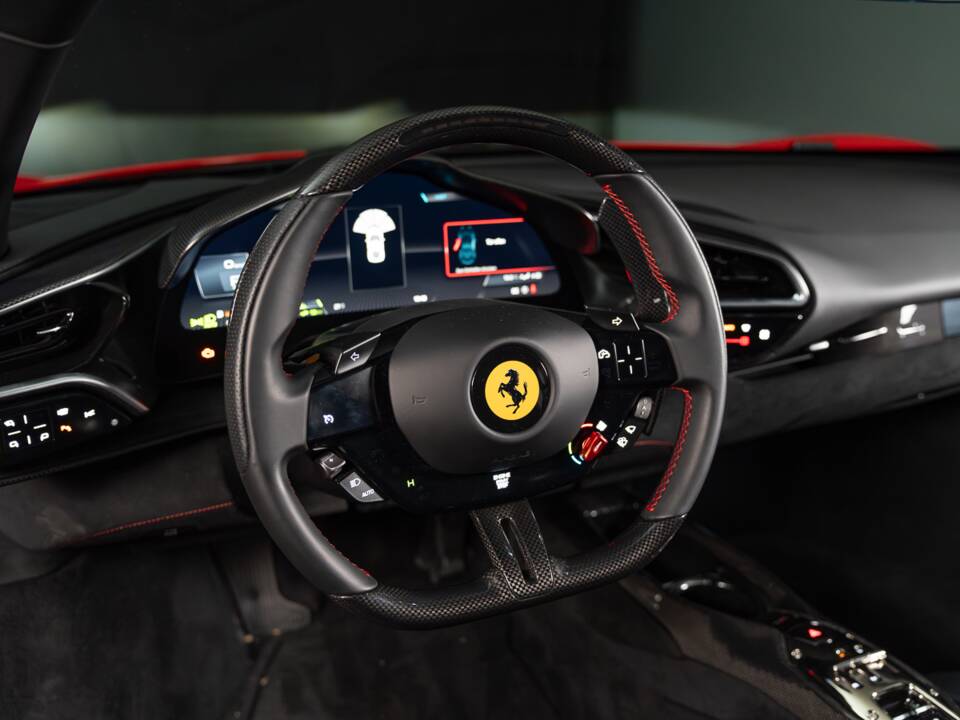 Image 20/30 of Ferrari 296 GTB (2022)