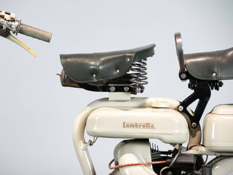 Bild 17/50 von Innocenti Lambretta 150 D (1956)