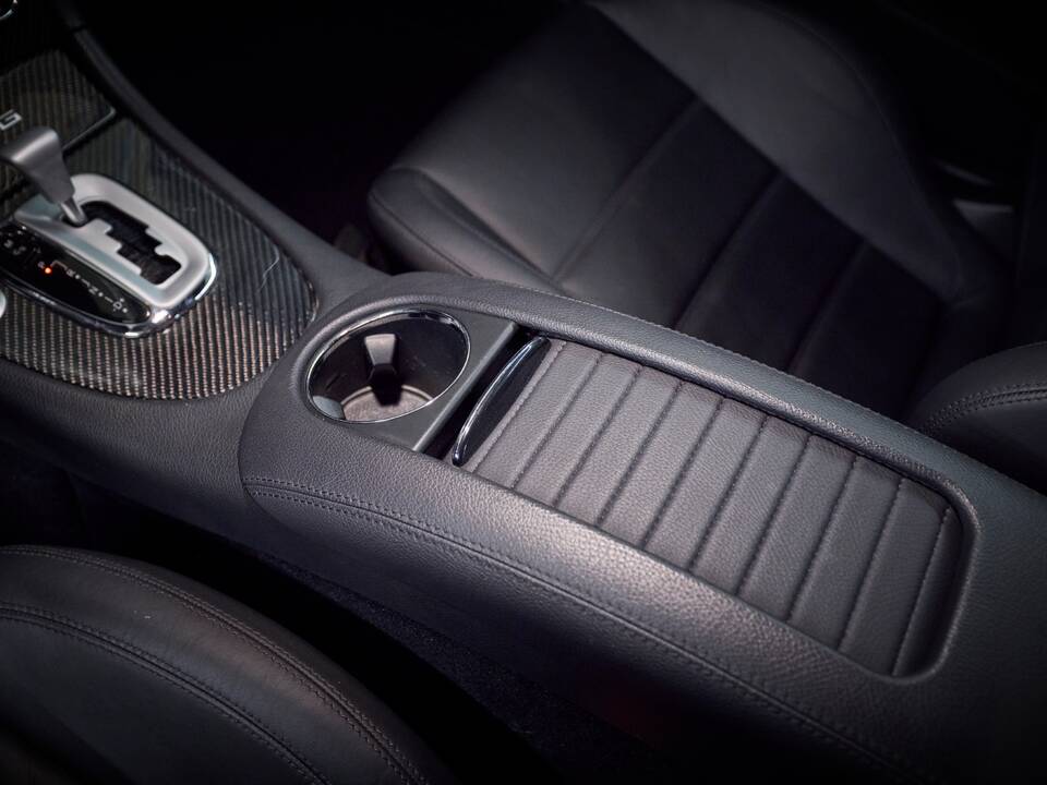 Bild 78/100 von Mercedes-Benz CLK 63 AMG Black Series (2007)