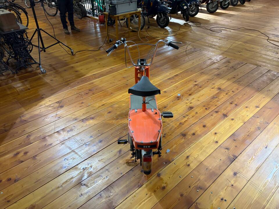 Image 5/17 de Triumph (TWN) Tessy (1957)