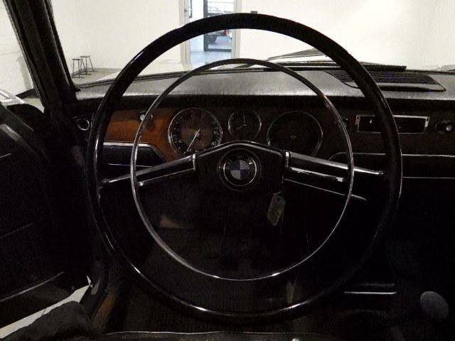 Imagen 7/15 de BMW 2000 (1966)