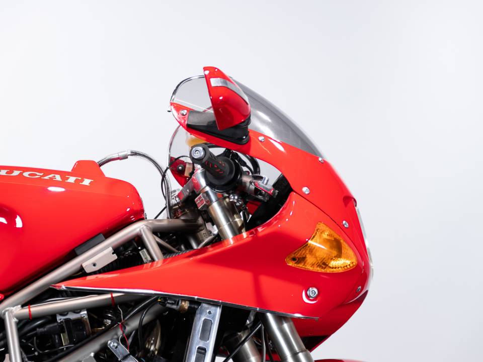 Immagine 11/50 di Ducati DUMMY (1993)