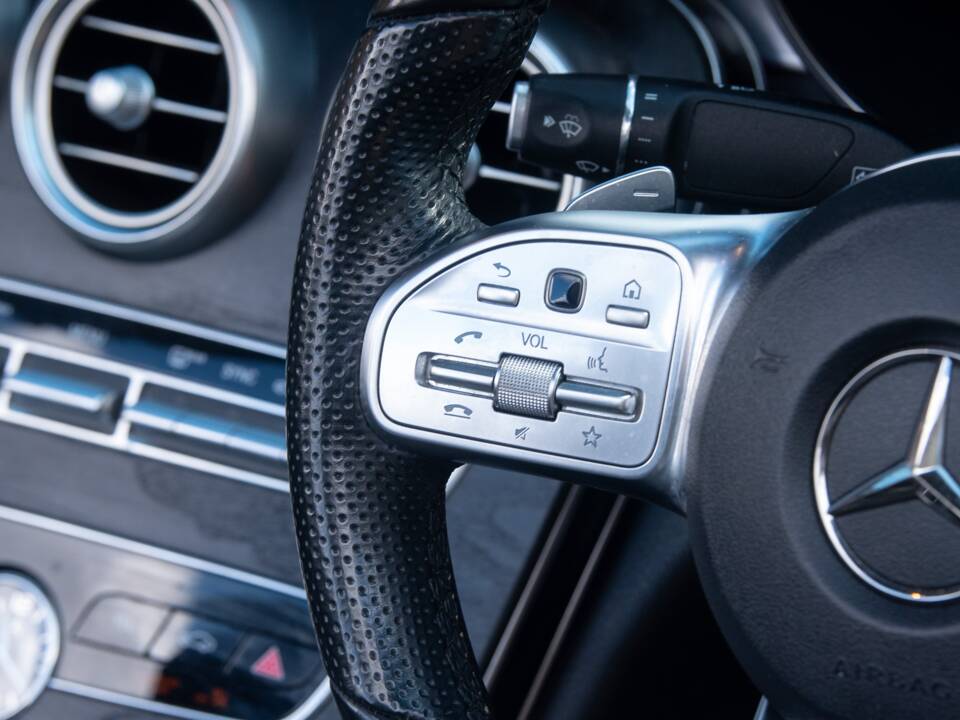 Bild 28/50 von Mercedes-Benz C 300 d (2019)