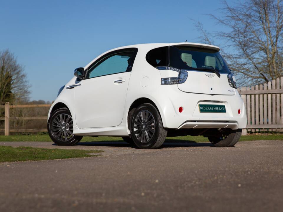Bild 93/95 von Aston Martin Cygnet (2012)