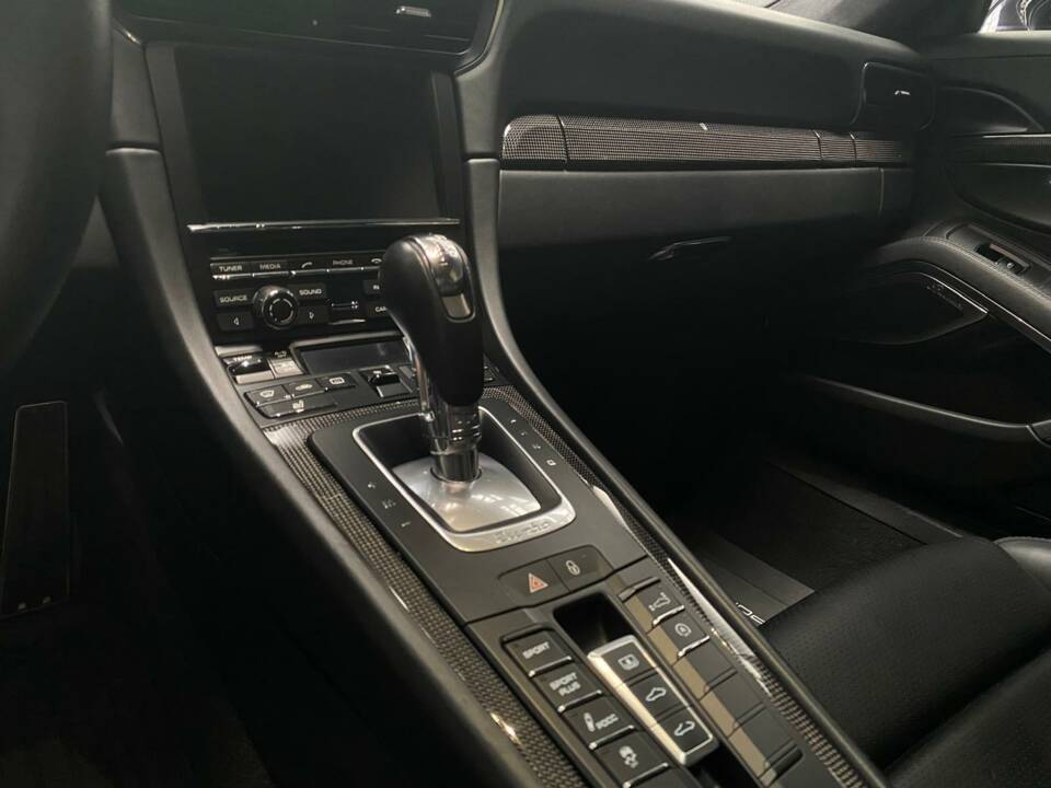 Bild 28/44 von Porsche 911 Turbo S (2013)