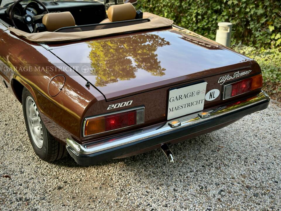 Image 34/100 of Alfa Romeo 2000 Spider Veloce (1980)