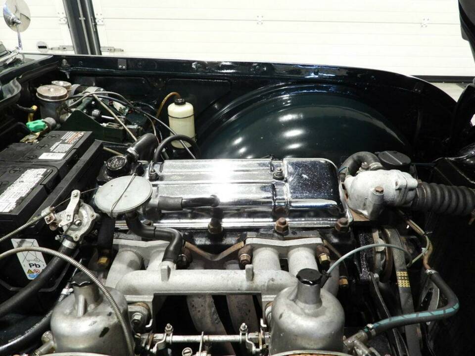 Image 11/15 of Triumph TR 4A (1967)