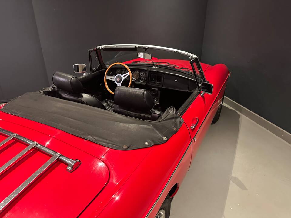 Imagen 25/49 de MG MGB (1977)