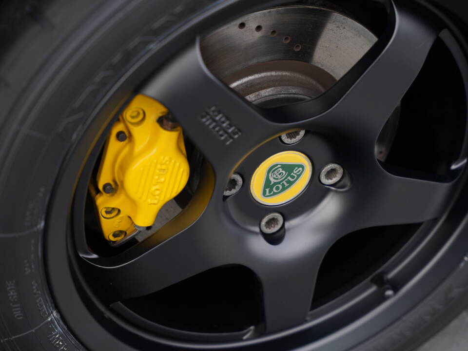 Image 32/50 of Lotus Elise S (2008)