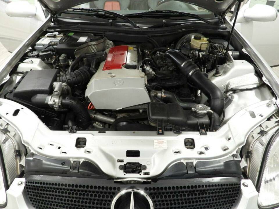 Bild 12/15 von Mercedes-Benz SLK 230 Kompressor (1998)