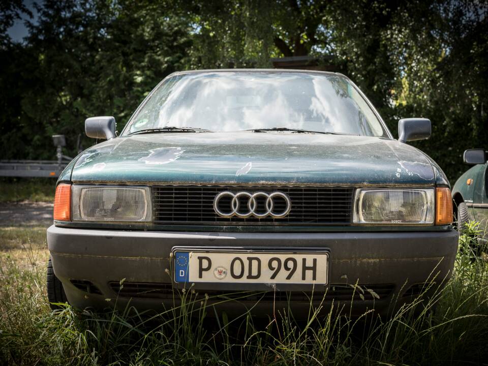 Image 3/18 of Audi 80 1.6 (1990)