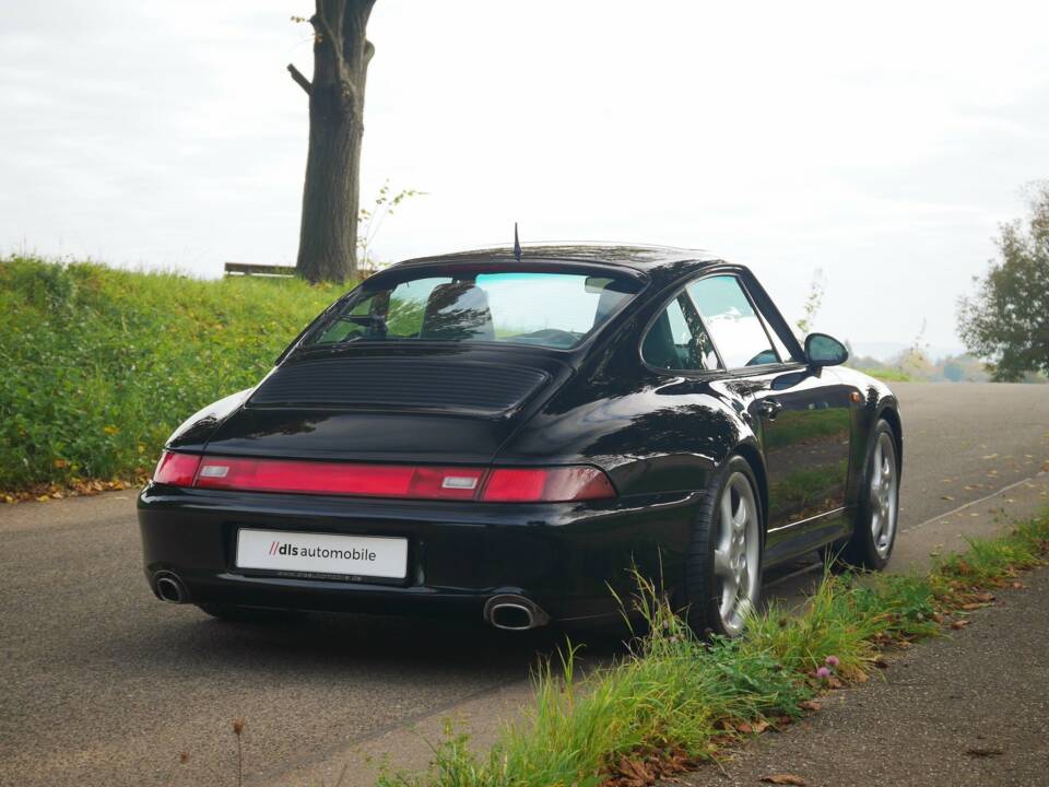 Image 9/36 de Porsche 911 Carrera 4S (1998)