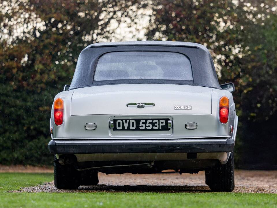 Afbeelding 18/39 van Rolls-Royce Corniche I (1976)