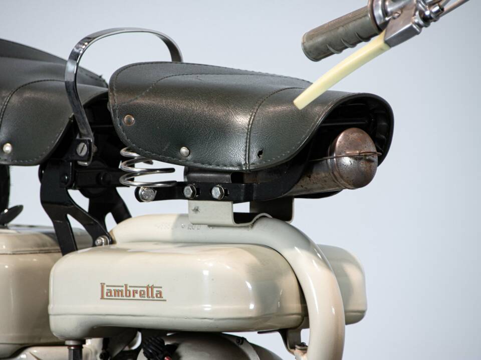 Image 31/50 of Innocenti DUMMY (1956)