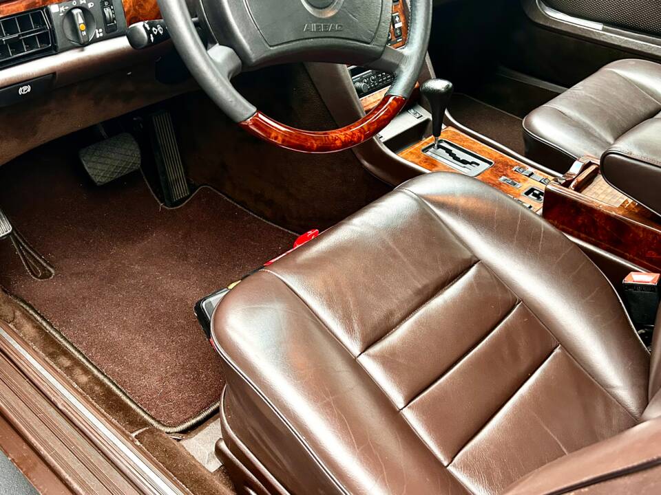 Bild 8/15 von Mercedes-Benz 500 SEC (1985)