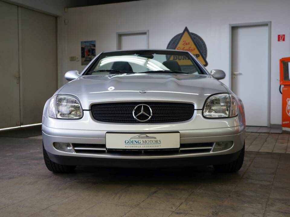 Image 7/40 of Mercedes-Benz SLK 230 Kompressor (1999)