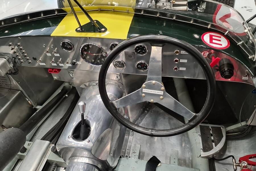 Image 15/28 of Lister Costin (1959)