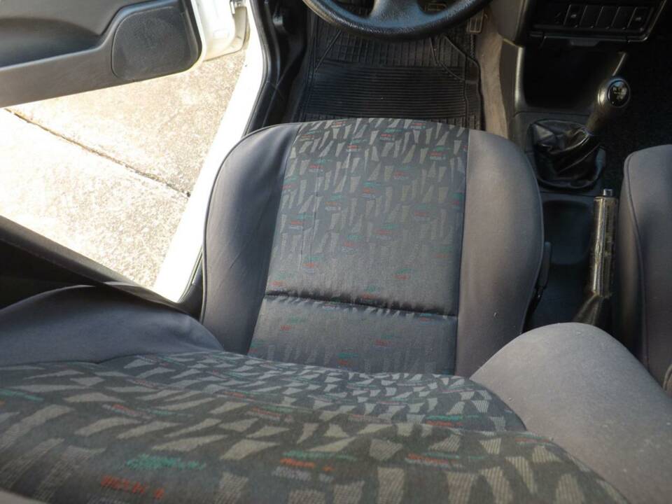 Afbeelding 43/50 van SEAT Cordoba 1.6i (1994)