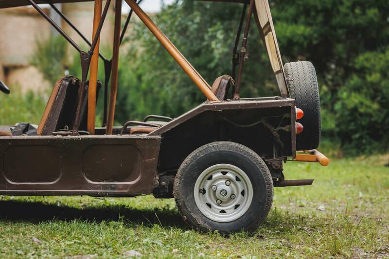 Immagine 36/50 di Mini Moke (1966)