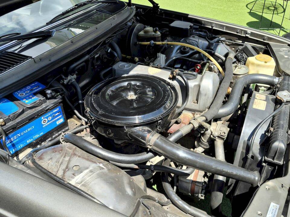 Image 67/71 of Mercedes-Benz 240 D (1980)