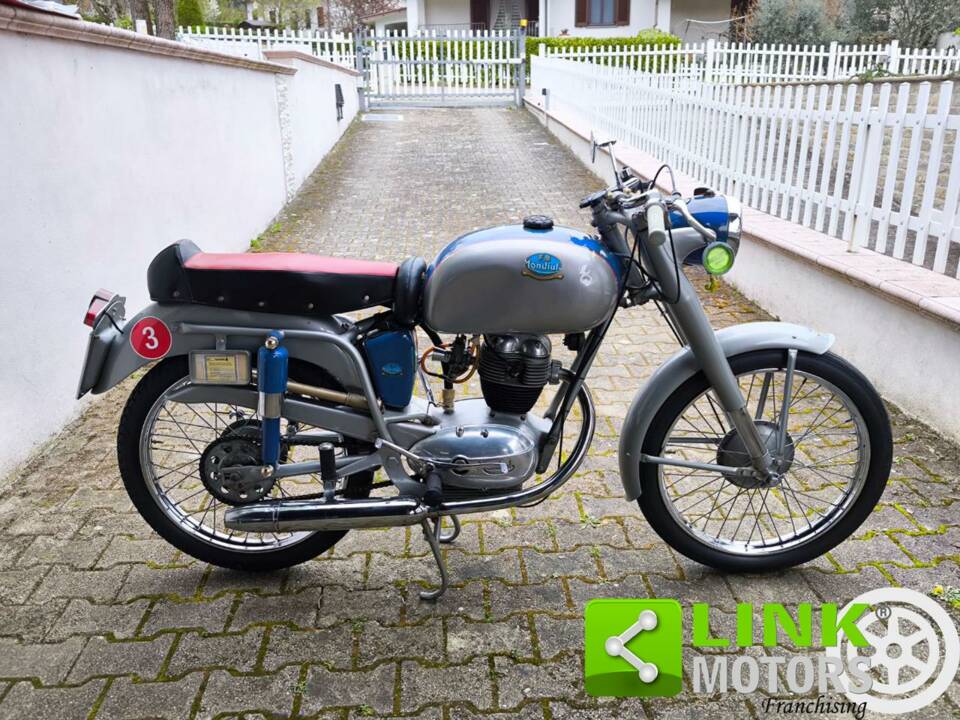 Image 2/10 of Mondial DUMMY (1954)