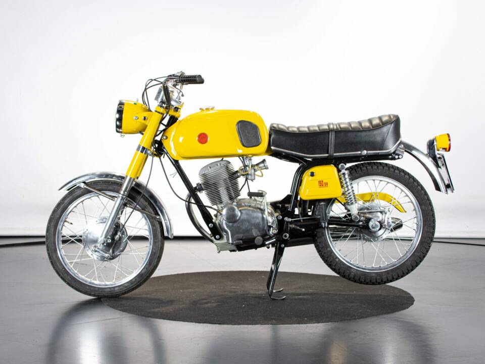 Imagen 1/50 de Gilera 150 Autostrada (1971)