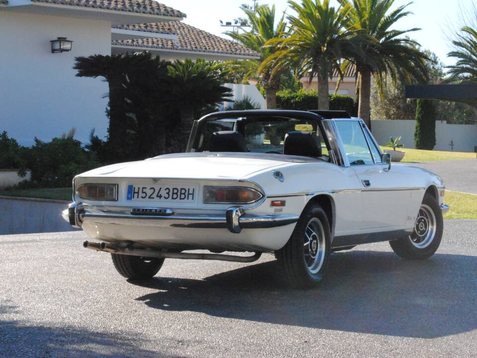 Image 3/39 of Triumph Stag (1971)