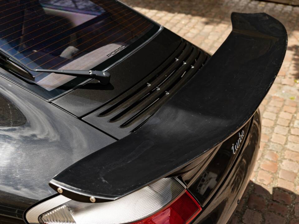 Bild 23/27 von Porsche 911 Turbo (2001)