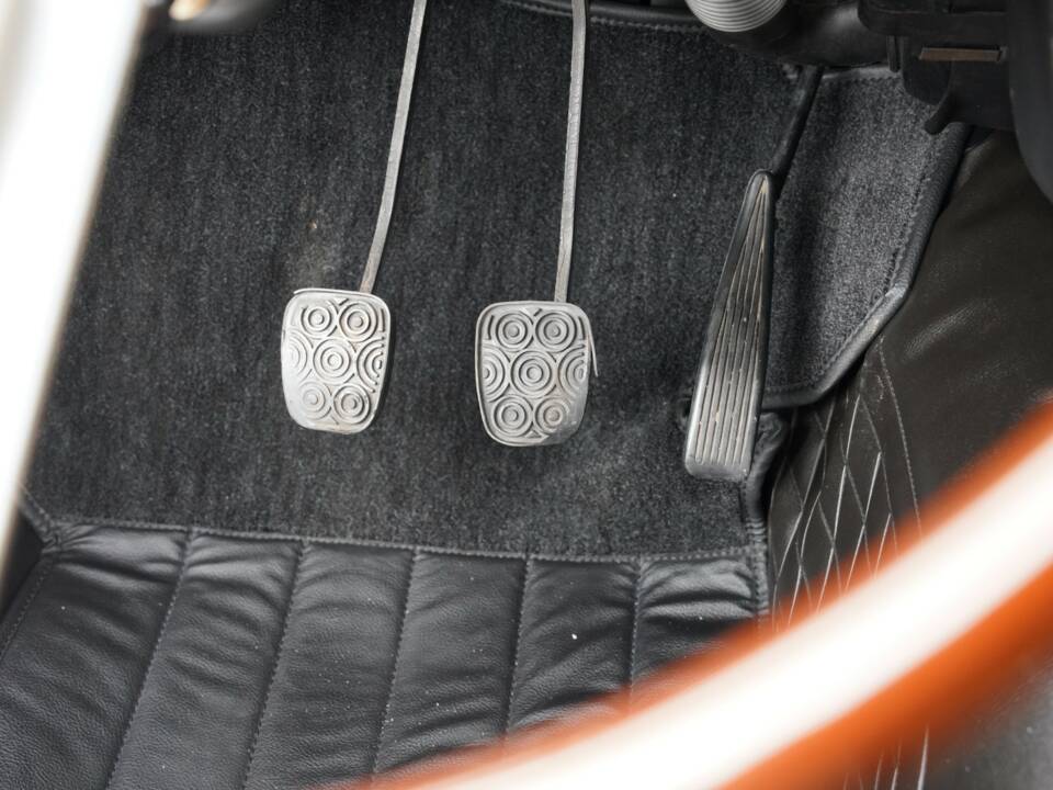 Bild 17/50 von Alfa Romeo Giulia 1300 TI (1972)