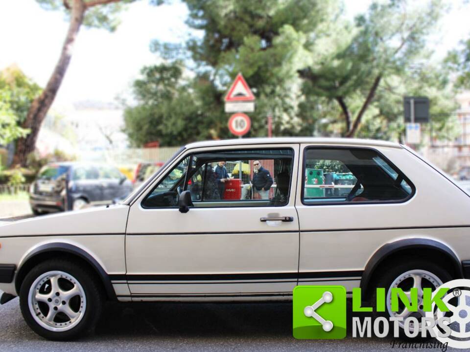 Image 5/10 of Volkswagen Golf I GTI 1.6 (1982)