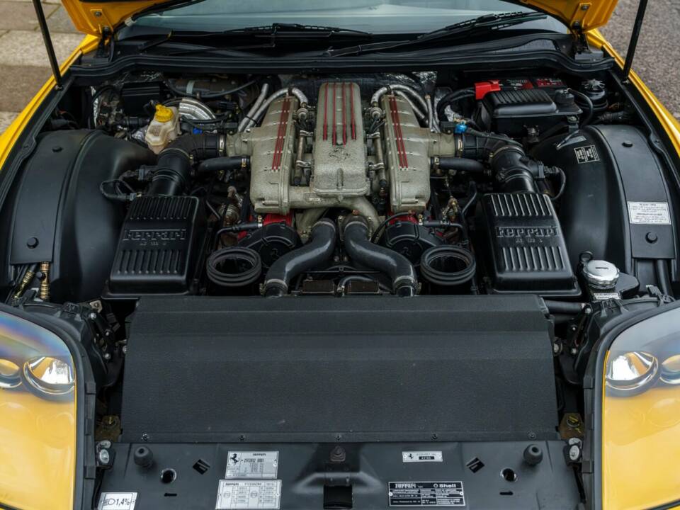 Immagine 29/30 di Ferrari 550 Barchetta (2001)