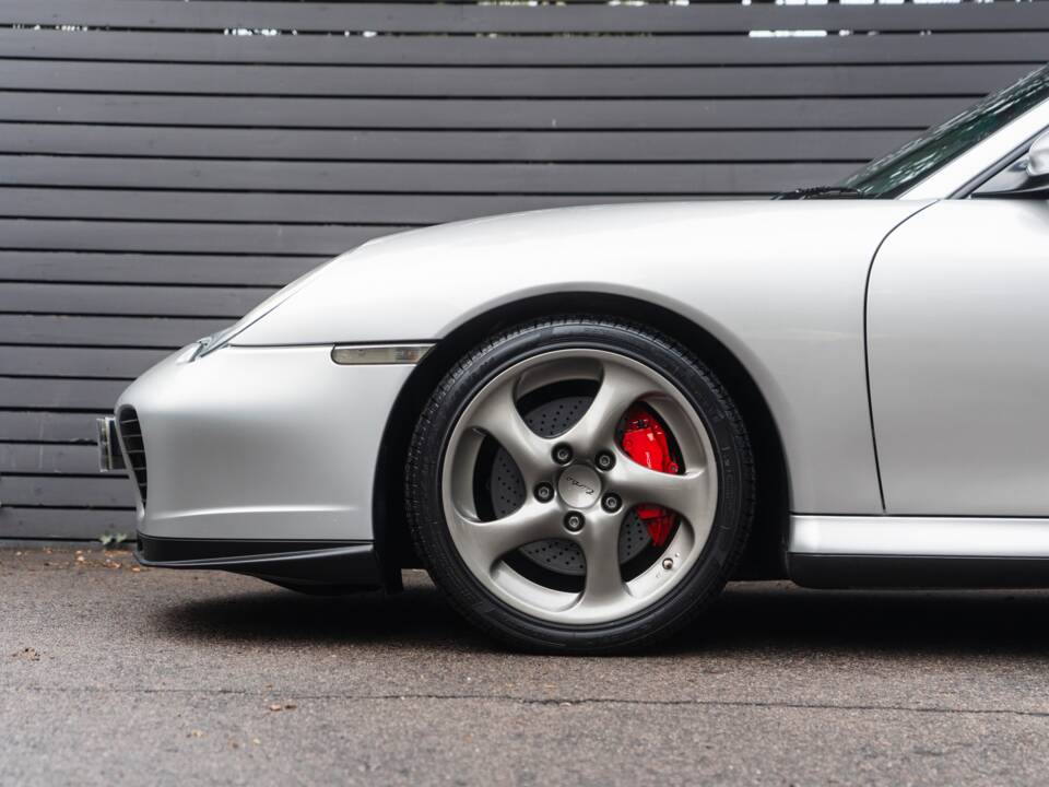 Bild 10/46 von Porsche 911 Turbo (2003)