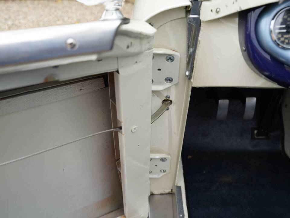 Image 23/50 of Austin-Healey 100/4 (BN1) (1953)