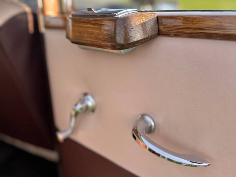 Image 9/30 de Mercedes-Benz 220 (1952)